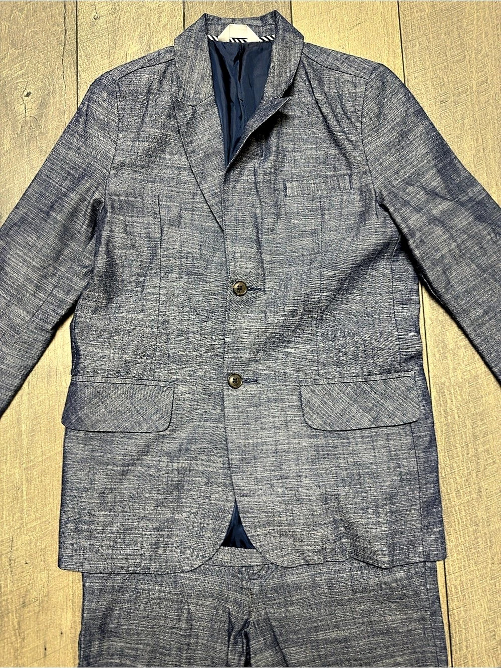 Cat & Jack Suit Like New-size 16